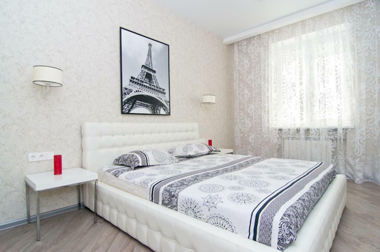 Vip Apartments 24/7 Minsk Exterior foto